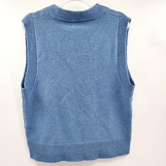 Oak + Fort Light Blue Pullover V-Neck Ribbed Detail Sweater Vest Women's Size XS - Picture 2 of 5
